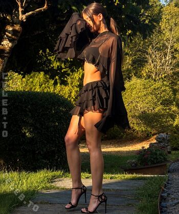 🔥 Lea elui page leaked private photo uncensored full