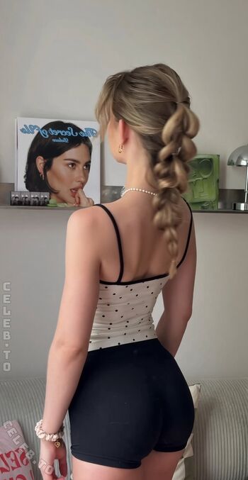 🔥 Lea peach  page leaked private photo uncensored full