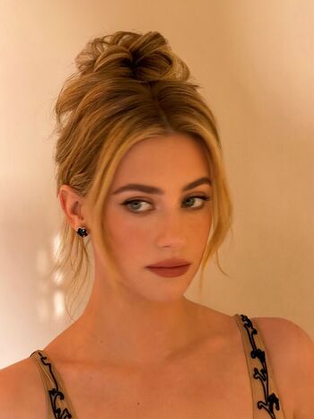 🔥 Lili reinhart leaked private photo uncensored full
