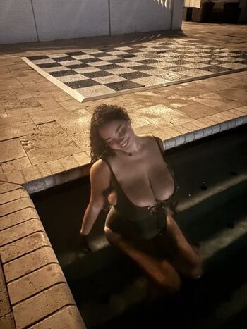 🔥 Lilllyyy leaked private photo uncensored full