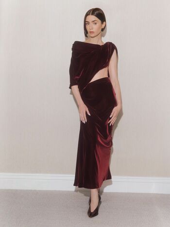 🔥 Lily collins leaked private photo uncensored full