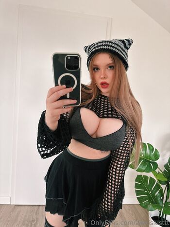 🔥 Littlewicked leaked private photo uncensored full