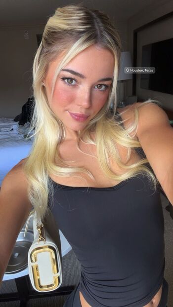 🔥 Livvy dunne  page leaked private photo uncensored full
