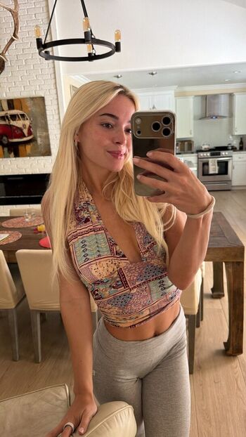 🔥 Livvy dunne  page leaked private photo uncensored full