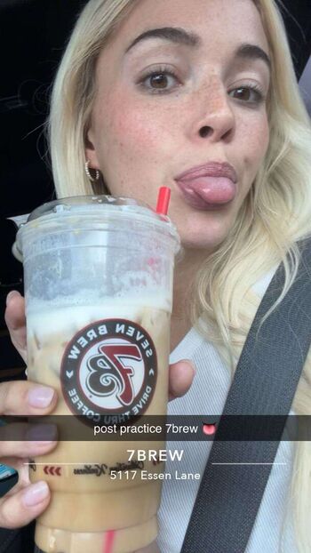 🔥 Livvy dunne  page leaked private photo uncensored full