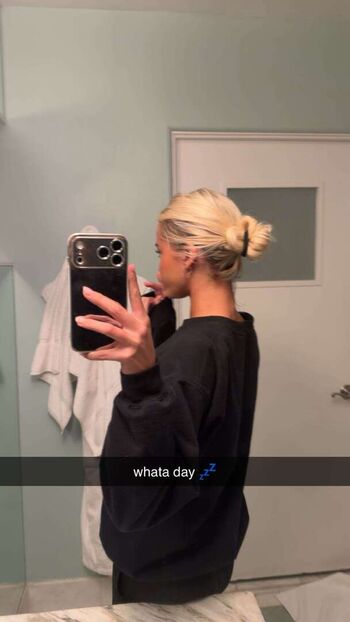 🔥 Livvy dunne  page leaked private photo uncensored full