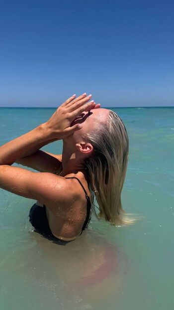 🔥 Livvy dunne  page leaked private photo uncensored full