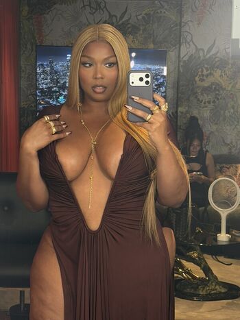 🔥 Lizzo leaked private photo uncensored full