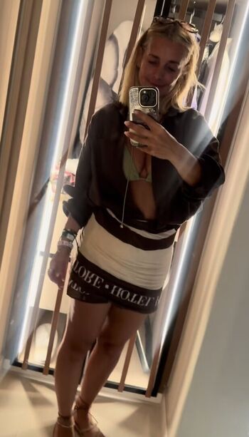 🔥 Louise redknapp leaked private photo uncensored full