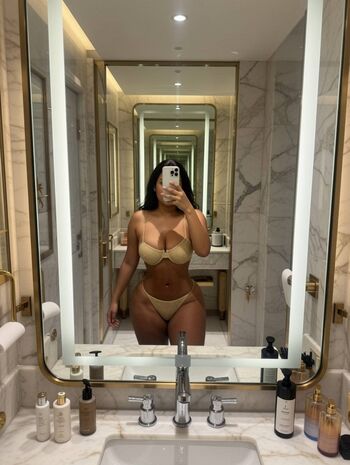 🔥 Luxy capi page leaked private photo uncensored full