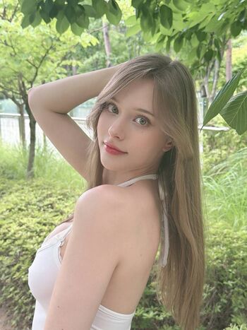 🔥 Lyasyaa page leaked private photo uncensored full