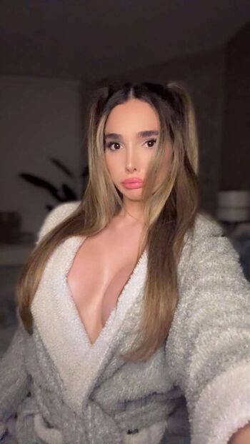 🔥 Lynaritaa  page leaked private photo uncensored full