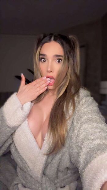 🔥 Lynaritaa  page leaked private photo uncensored full