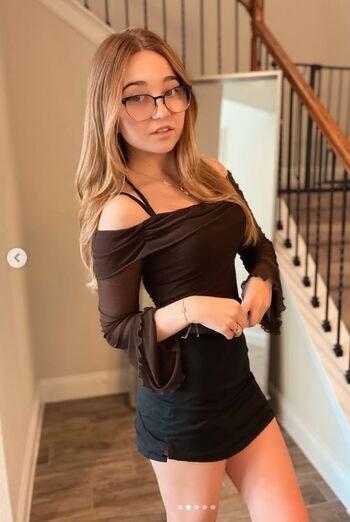 🔥 Lyssaurora page leaked private photo uncensored full