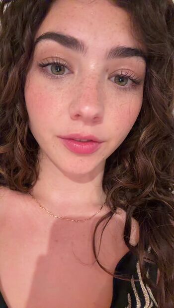🔥 Lyzzahh page leaked private photo uncensored full
