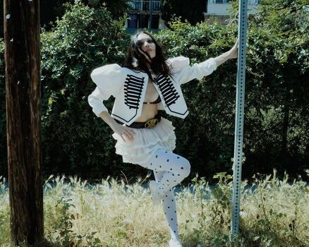 🔥 Maddie ziegler  page leaked private photo uncensored full