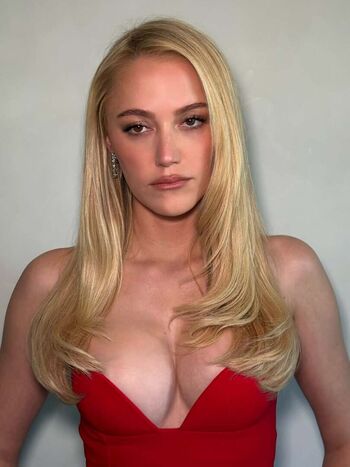🔥 Maika monroe page leaked private photo uncensored full