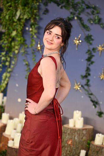 🔥 Maisie williams page leaked private photo uncensored full