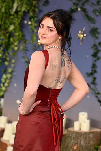 🔥 Maisie williams page leaked private photo uncensored full