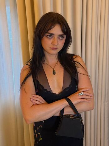 🔥 Maisie williams page leaked private photo uncensored full