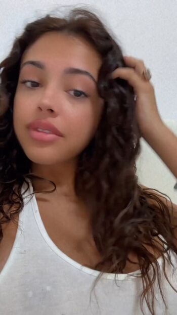 🔥 Malu trevejo  page leaked private photo uncensored full