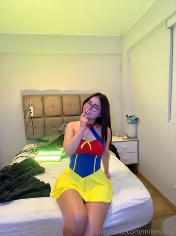 🔥 Milenaxgg page leaked private photo uncensored full