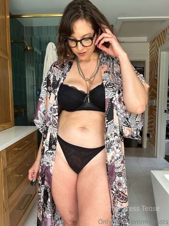 🔥 Mistress tease leaked private photo uncensored full