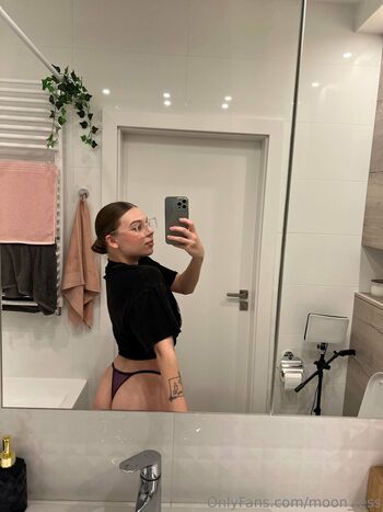 🔥 Moon less page leaked private photo uncensored full