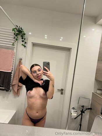 🔥 Moon less page leaked private photo uncensored full