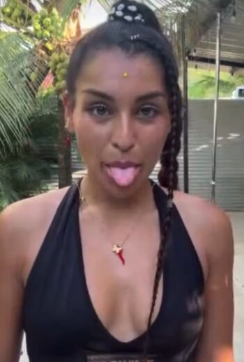 🔥 Naela savidan leaked private photo uncensored full