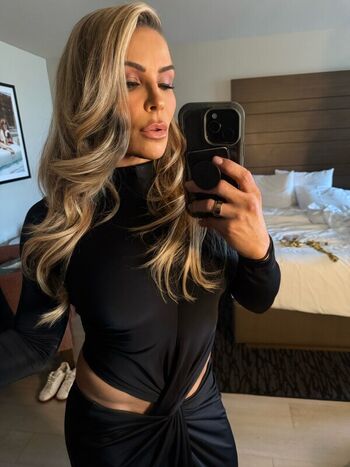 🔥 Natalya neidhart  page leaked private photo uncensored full