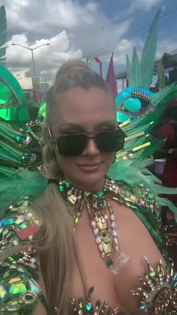 🔥 Nicole arbour page leaked private photo uncensored full