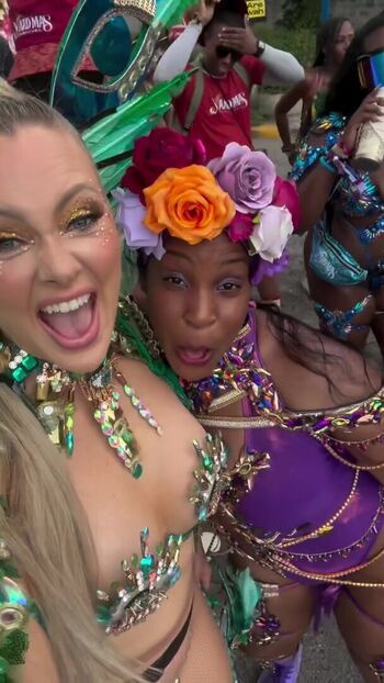 🔥 Nicole arbour page leaked private photo uncensored full