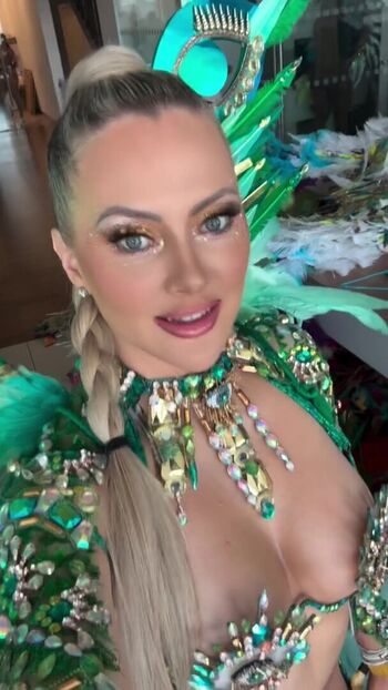 🔥 Nicole arbour page leaked private photo uncensored full