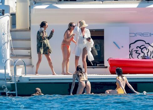 🔥 Nina dobrev page leaked private photo uncensored full