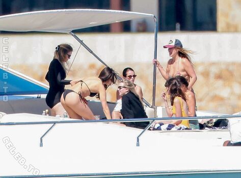 🔥 Nina dobrev page leaked private photo uncensored full