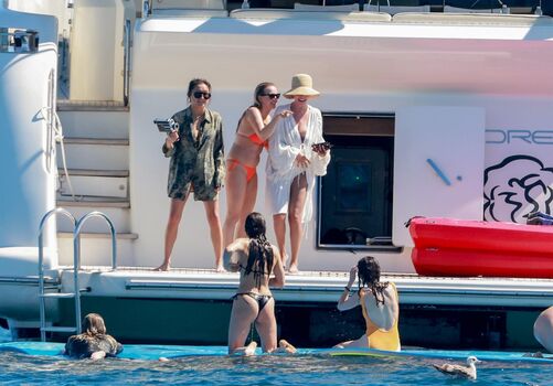 🔥 Nina dobrev page leaked private photo uncensored full