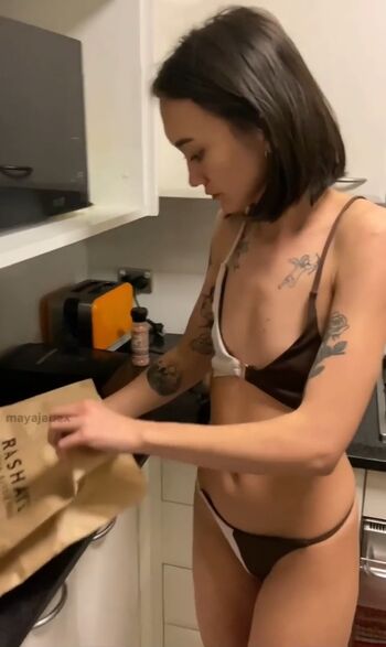 🔥 Novinhas com peitos pequenos page leaked private photo uncensored full