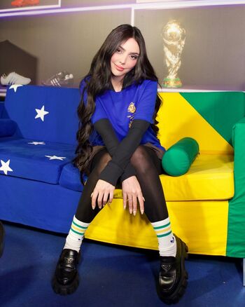 🔥 Nyvi estephan page leaked private photo uncensored full