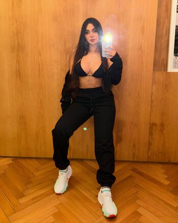 🔥 Nyvi estephan page leaked private photo uncensored full