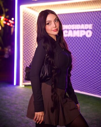 🔥 Nyvi estephan page leaked private photo uncensored full