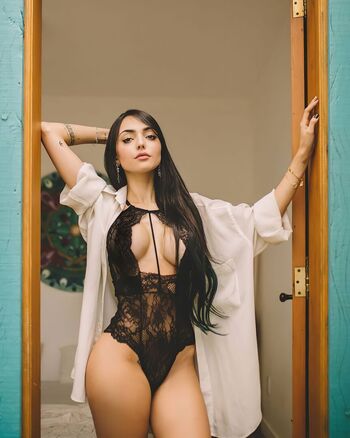 🔥 Nyvi estephan page leaked private photo uncensored full