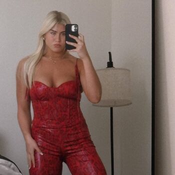 🔥 Olena sadovska page leaked private photo uncensored full