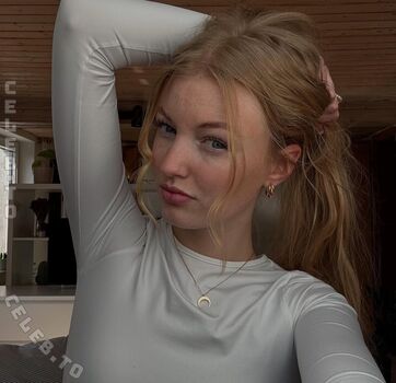 🔥 Pauliie  page leaked private photo uncensored full