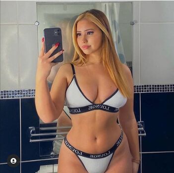 🔥 Petitebruneone leaked private photo uncensored full