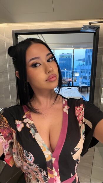 🔥 Petitebruneone leaked private photo uncensored full