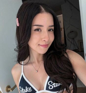 🔥 Pokimane  page leaked private photo uncensored full