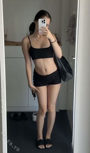 🔥 Reallizsa leaked private photo uncensored full
