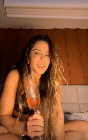 🔥 Renata frisson page leaked private photo uncensored full