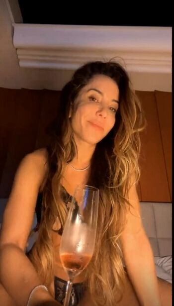 🔥 Renata frisson page leaked private photo uncensored full